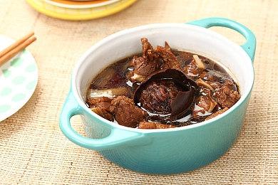 休闲模拟游戏《酿酒大师》现已在Steam发售